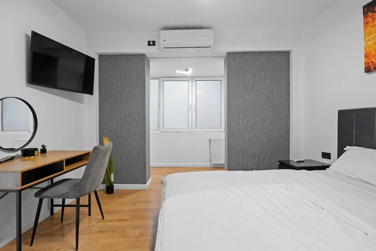 Riverview Downtown Boulevard Bucharest Apartment