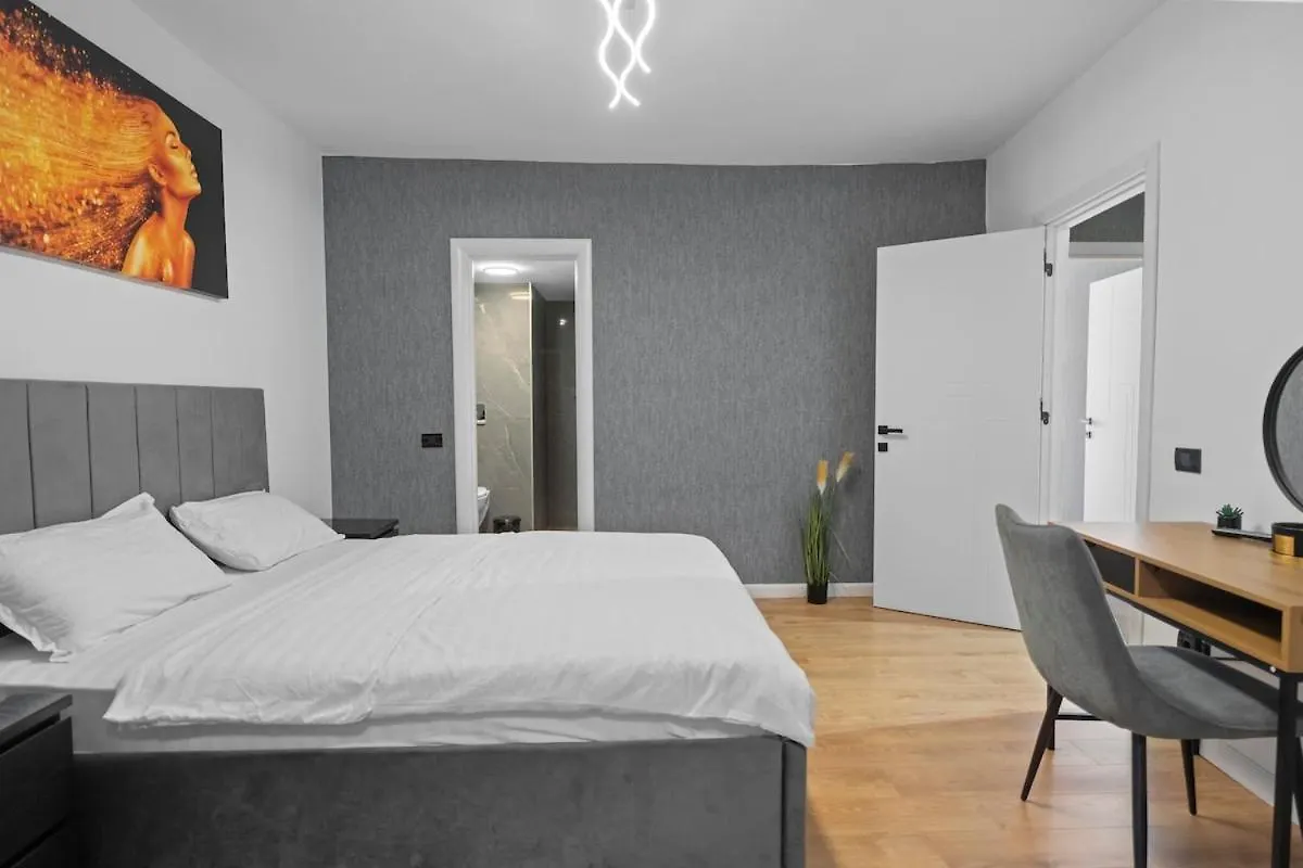 Riverview Downtown Boulevard Bucharest Apartment